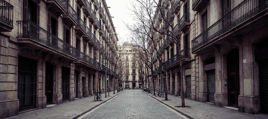 Barcelona Phases Out Tourist Licences by 2028: What It Means for the Rest of Spain