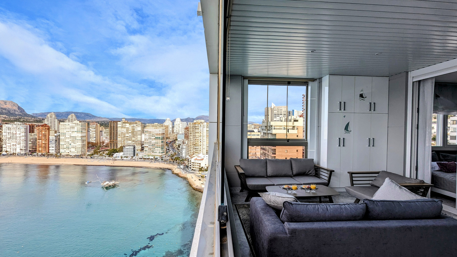 photo of Apartments on C. Alcalde Manuel Catalán Chana, 13A, 03503 Benidorm, Alicante, Spain