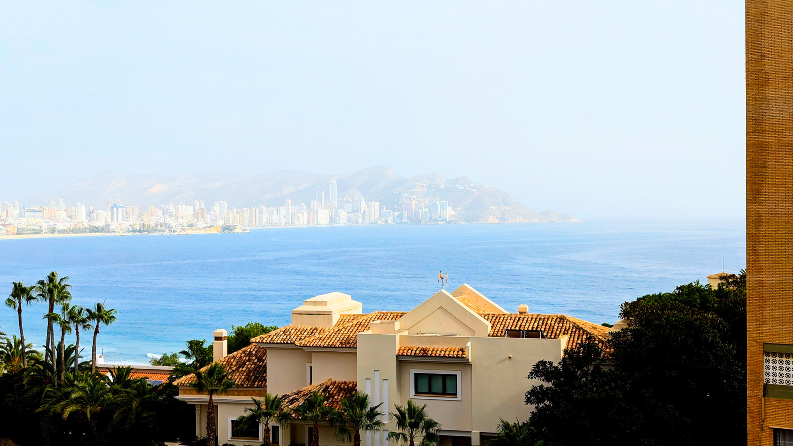 photo of Apartments on Pg. del Mar, 19, 03509 Finestrat, Alicante, Spain