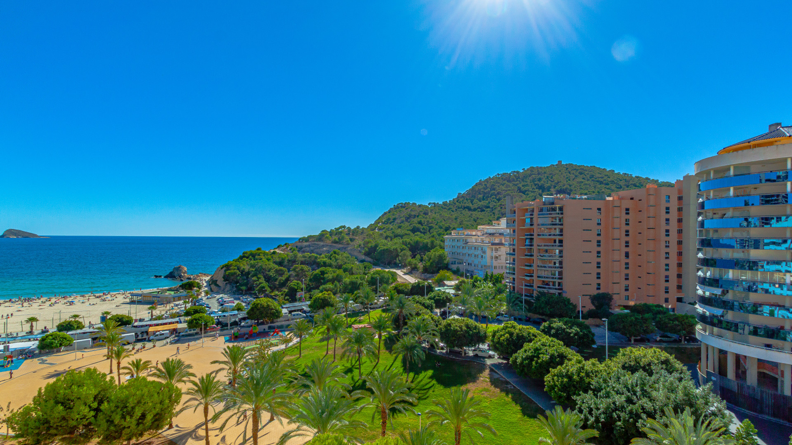 photo of Villa or house on Avinguda dels Mariners de la Vila Joiosa, 16, 03570 La Vila Joiosa, Alicante, Spain