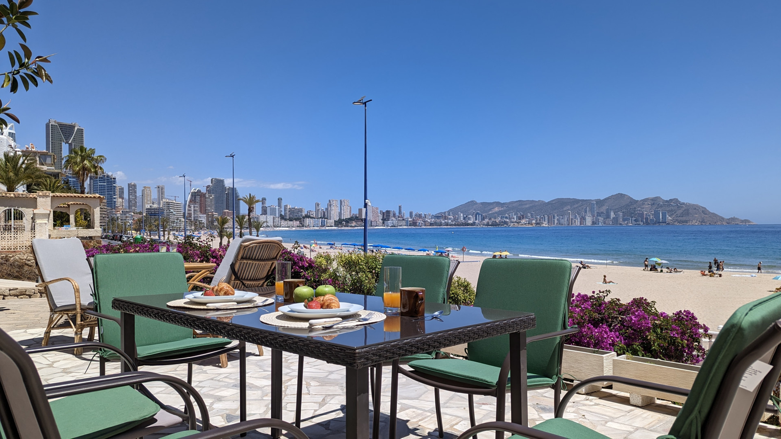 photo of Apartments on Av. Vicente Llorca Alós, 34, 03502 Benidorm, Alicante, Spain