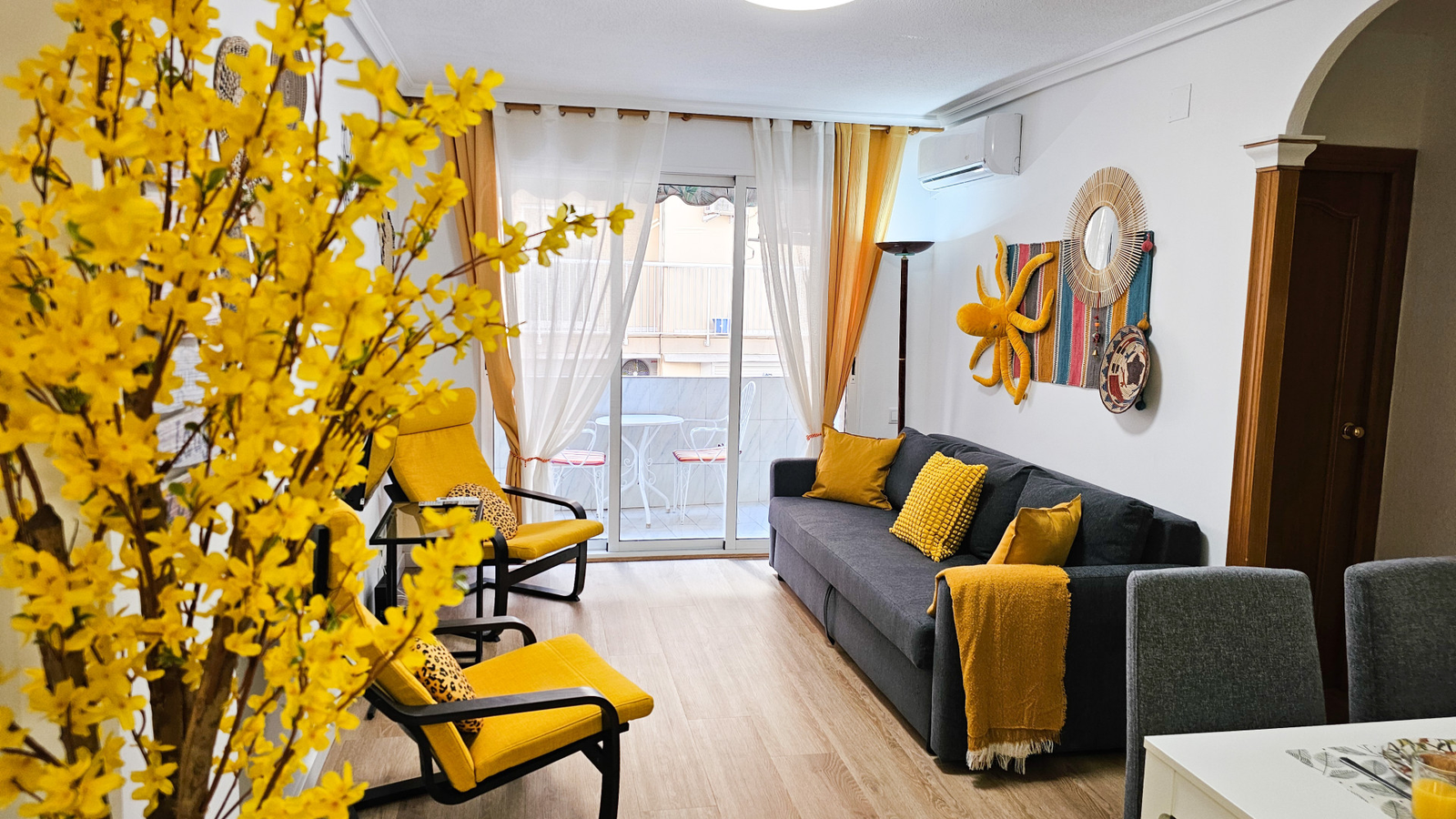 photo of Apartments on C/ Maravall, 11, 03501 Benidorm, Alicante, Spain