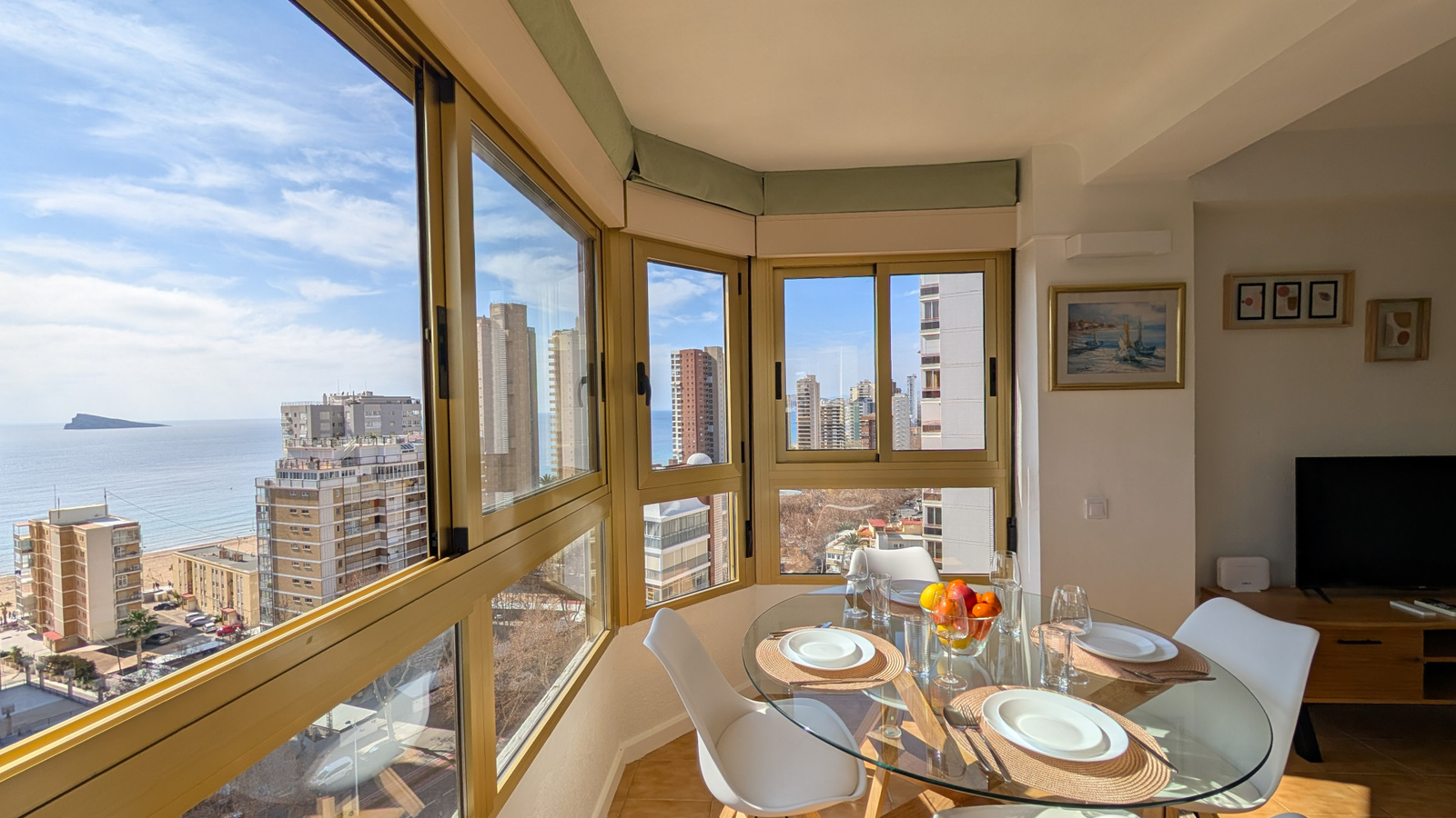 photo of Apartments on Playa de Levante, C. Gerona, 30, 03503 Benidorm, Alicante, Spain