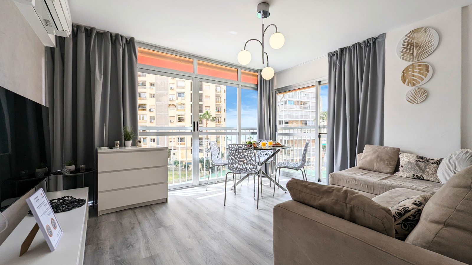 photo of Apartments on C. de Manila, 2, 03503 Benidorm, Alicante, Spain