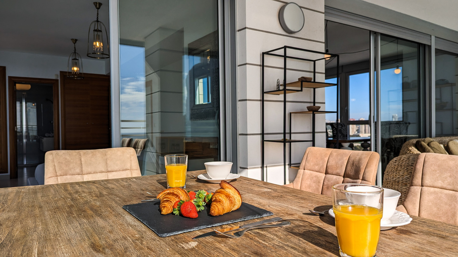 photo of Apartments on P.º Maritimo Playa del Bol, 59, 03710 Calpe, Alicante, Spain