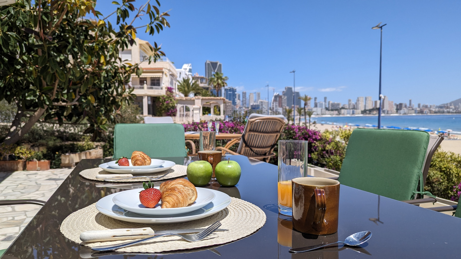 photo of Apartments on Av. Vicente Llorca Alós, 34, 03502 Benidorm, Alicante, Spain