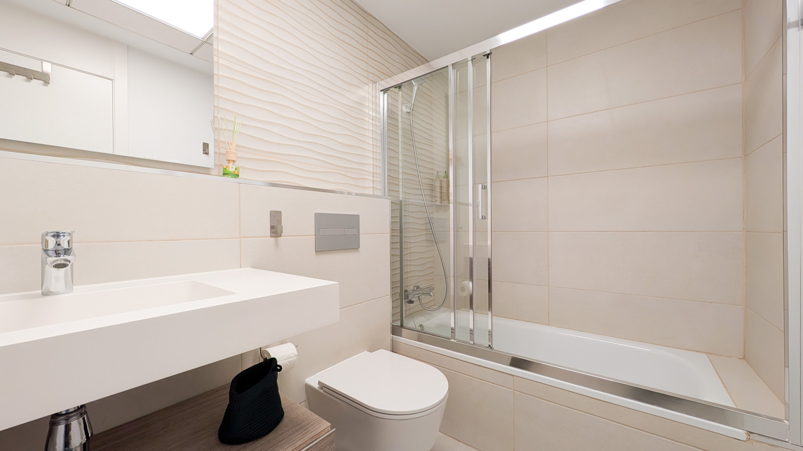photo of Villa or house on C. Edeta, 3, 03570 Villajoyosa, Alicante, Spain