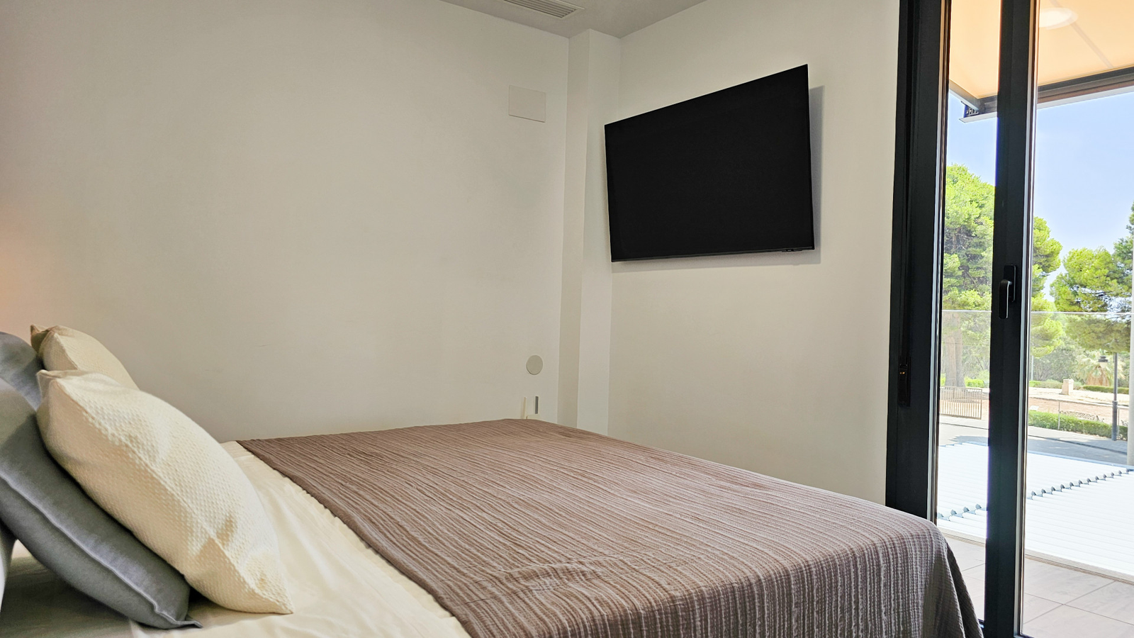 photo of Villa or house on C. Edeta, 3, 03570 Villajoyosa, Alicante, Spain