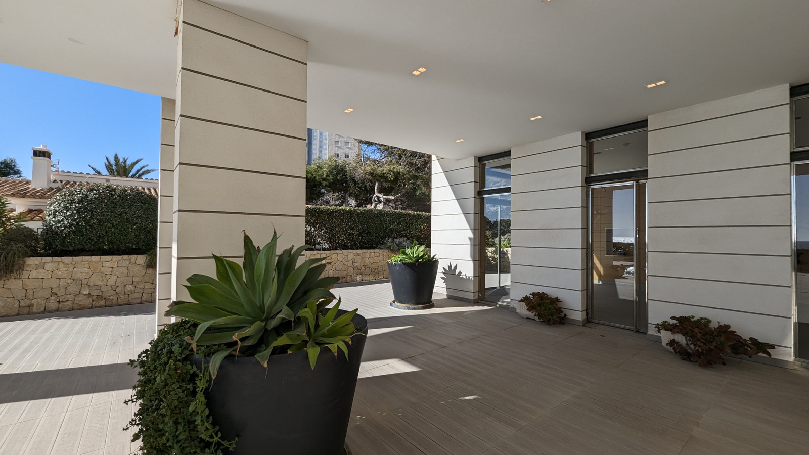 photo of Apartments on P.º Maritimo Playa del Bol, 59, 03710 Calpe, Alicante, Spain