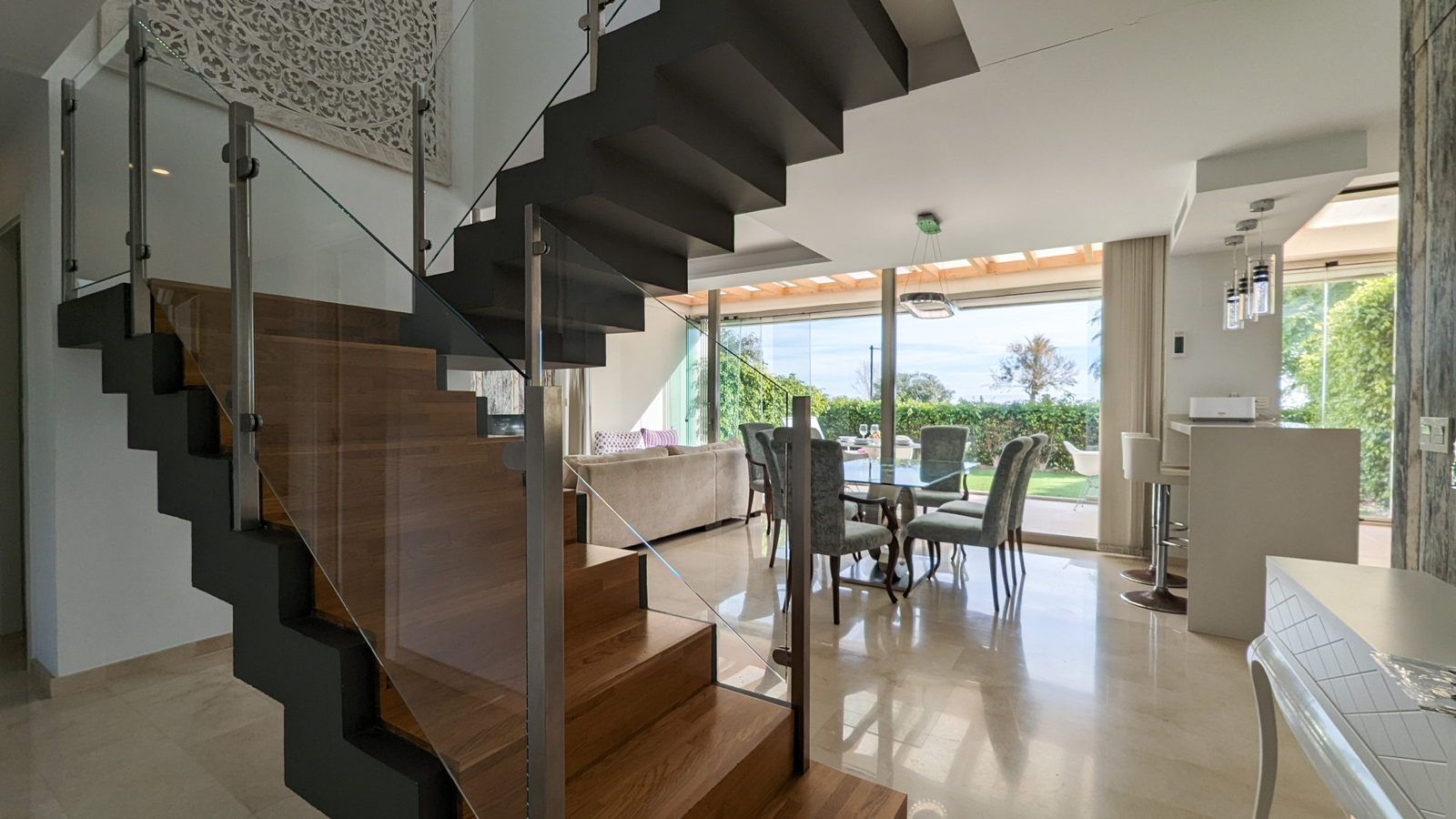 photo of Villa or house on Partida Paraíso, 55, 03570 Villajoyosa, Alicante, Spain