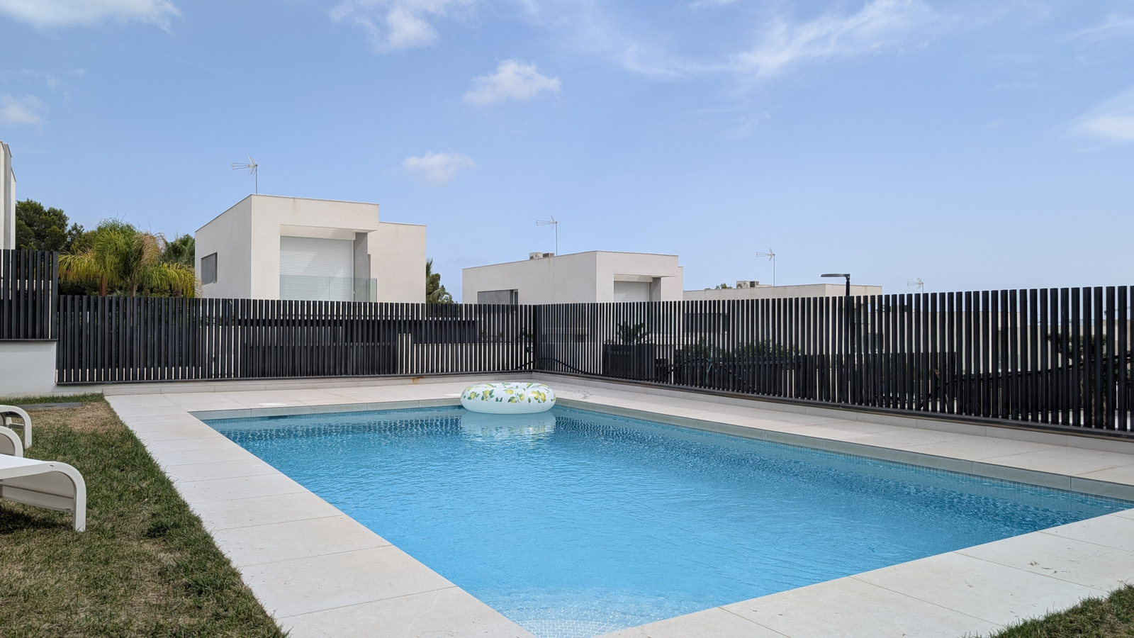 photo of Villa or house on C. París, 11, 03509 Finestrat, Alicante, Spain