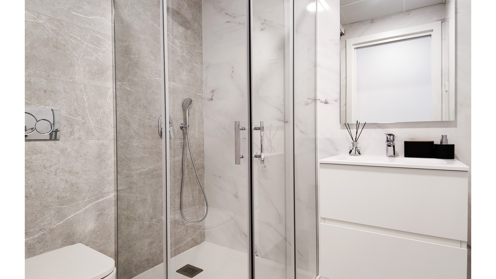 photo of Apartments on Av. de la Armada Española, 18, 03502 Benidorm, Alicante, Spain