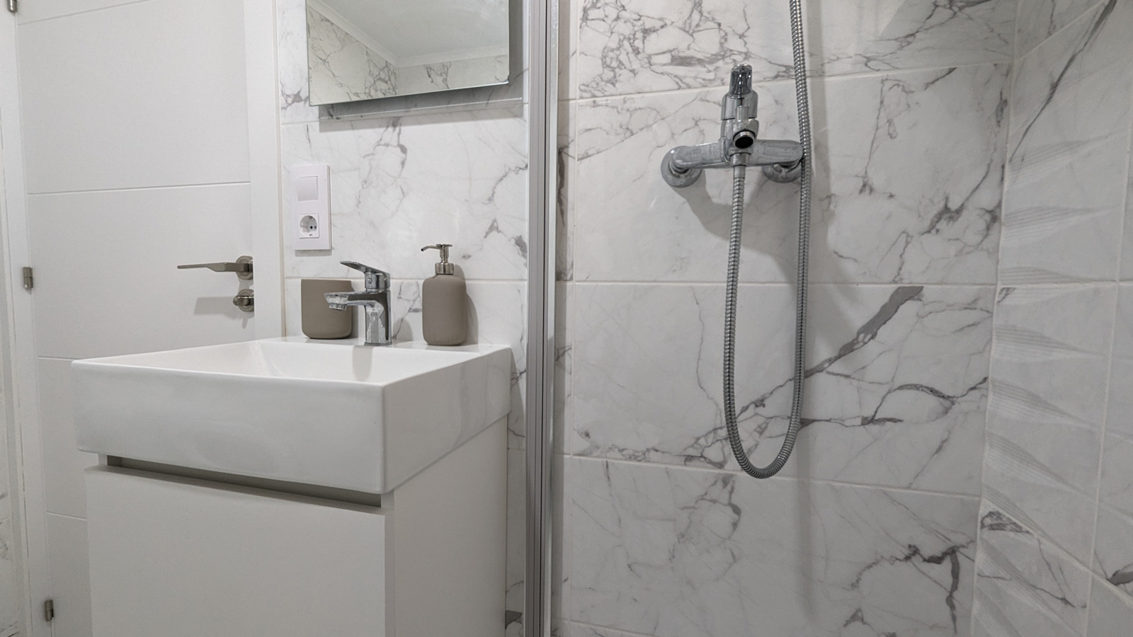 photo of Apartments on Av. Juan Fuster Zaragoza, 1, 03503 Benidorm, Alicante, Spain