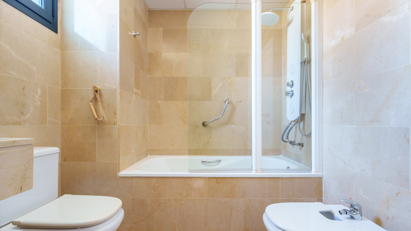 photo of Villa or house on Carrer Marinada, 1, 03570 Benidorm, Alicante, Spain