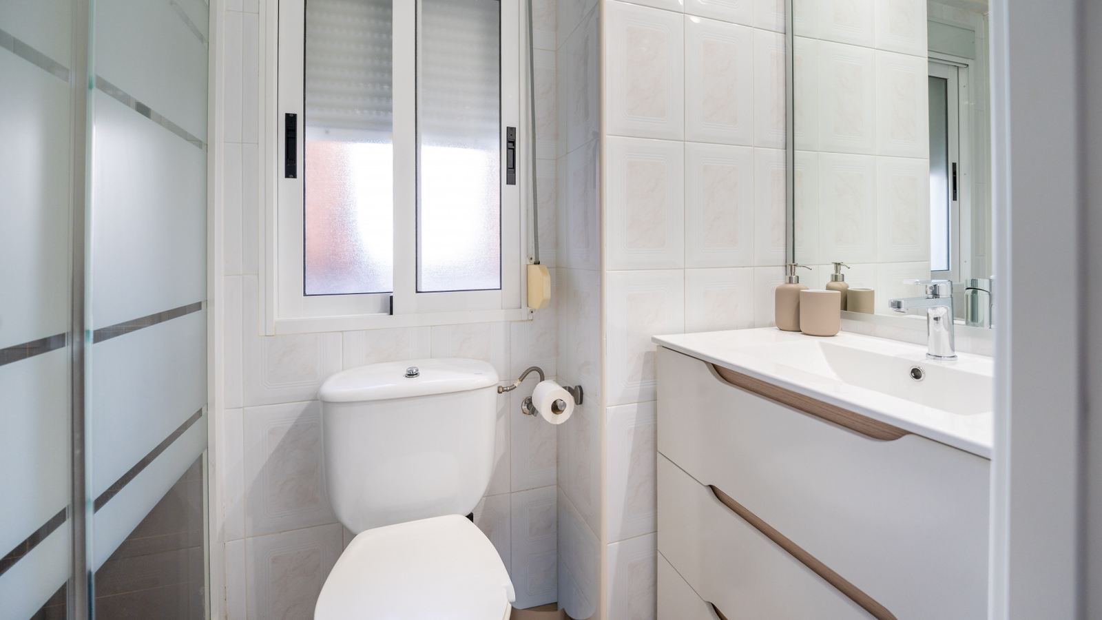 photo of Apartments on Av. de la Armada Española, 17, 03502 Benidorm, Alicante, Spain
