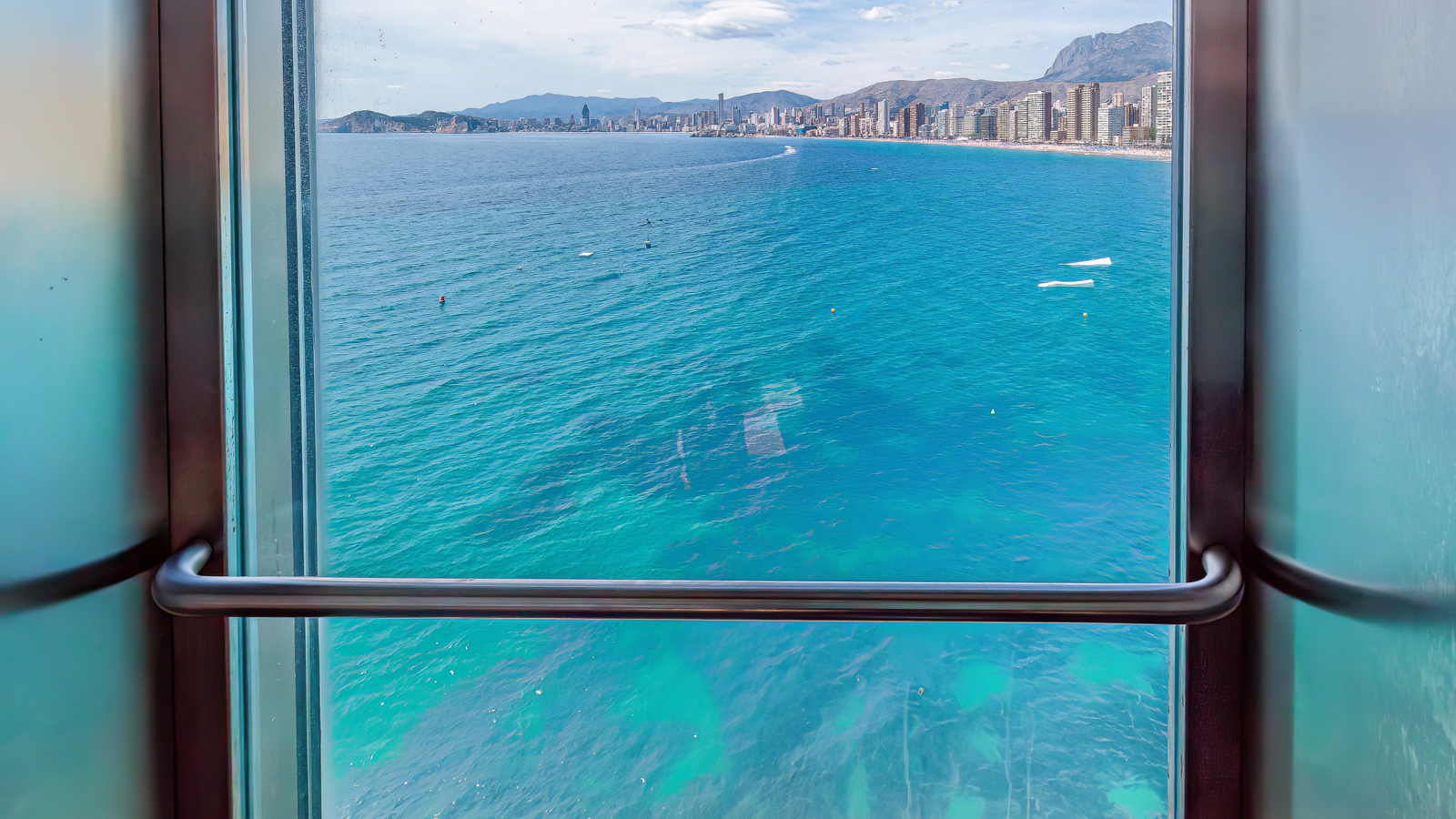 photo of Apartments on Edificio Las Algas, C. Alcalde Manuel Catalán Chana, 22, 03503 Benidorm, Alicante, Spain