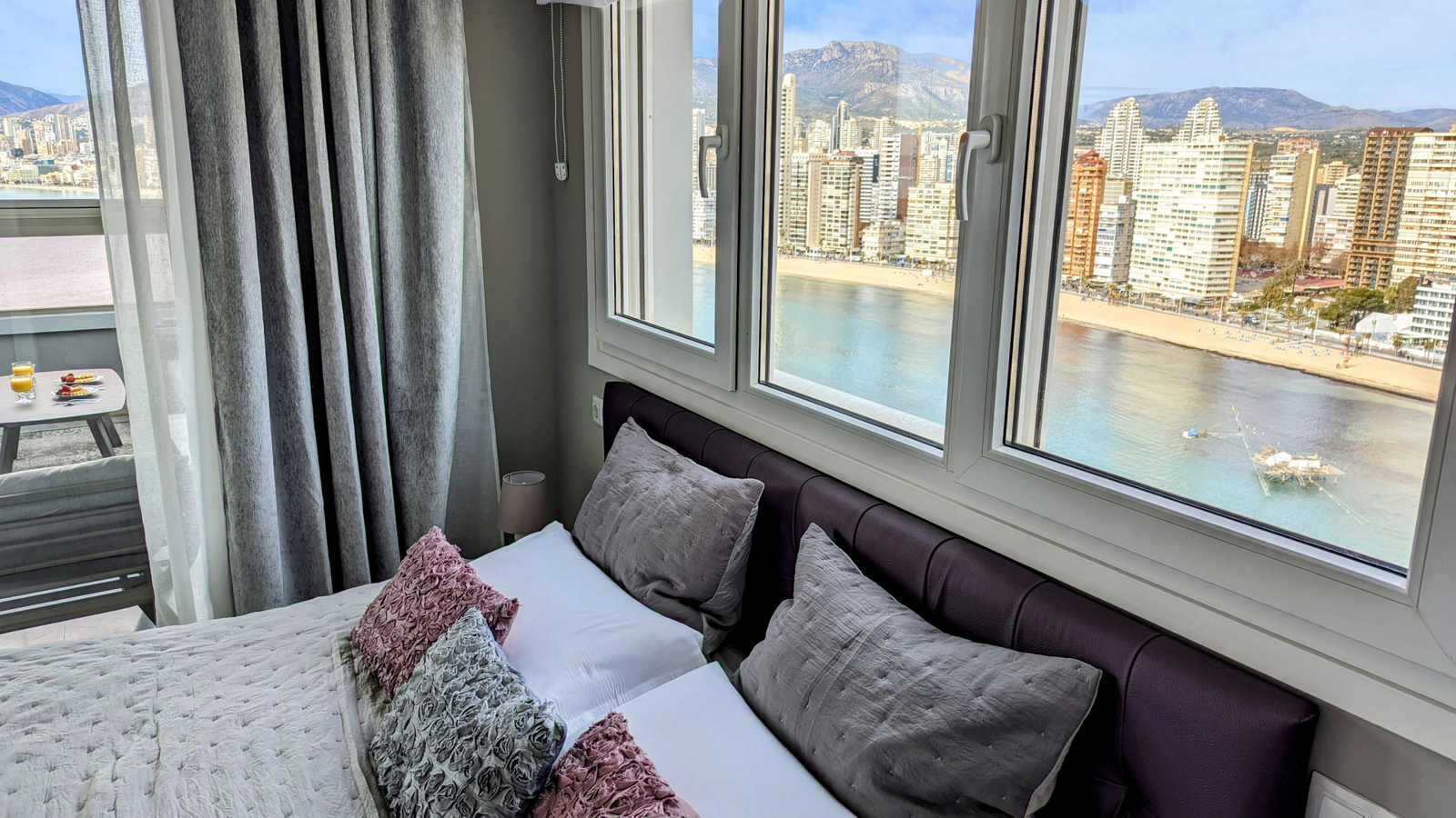 photo of Apartments on C. Alcalde Manuel Catalán Chana, 13A, 03503 Benidorm, Alicante, Spain