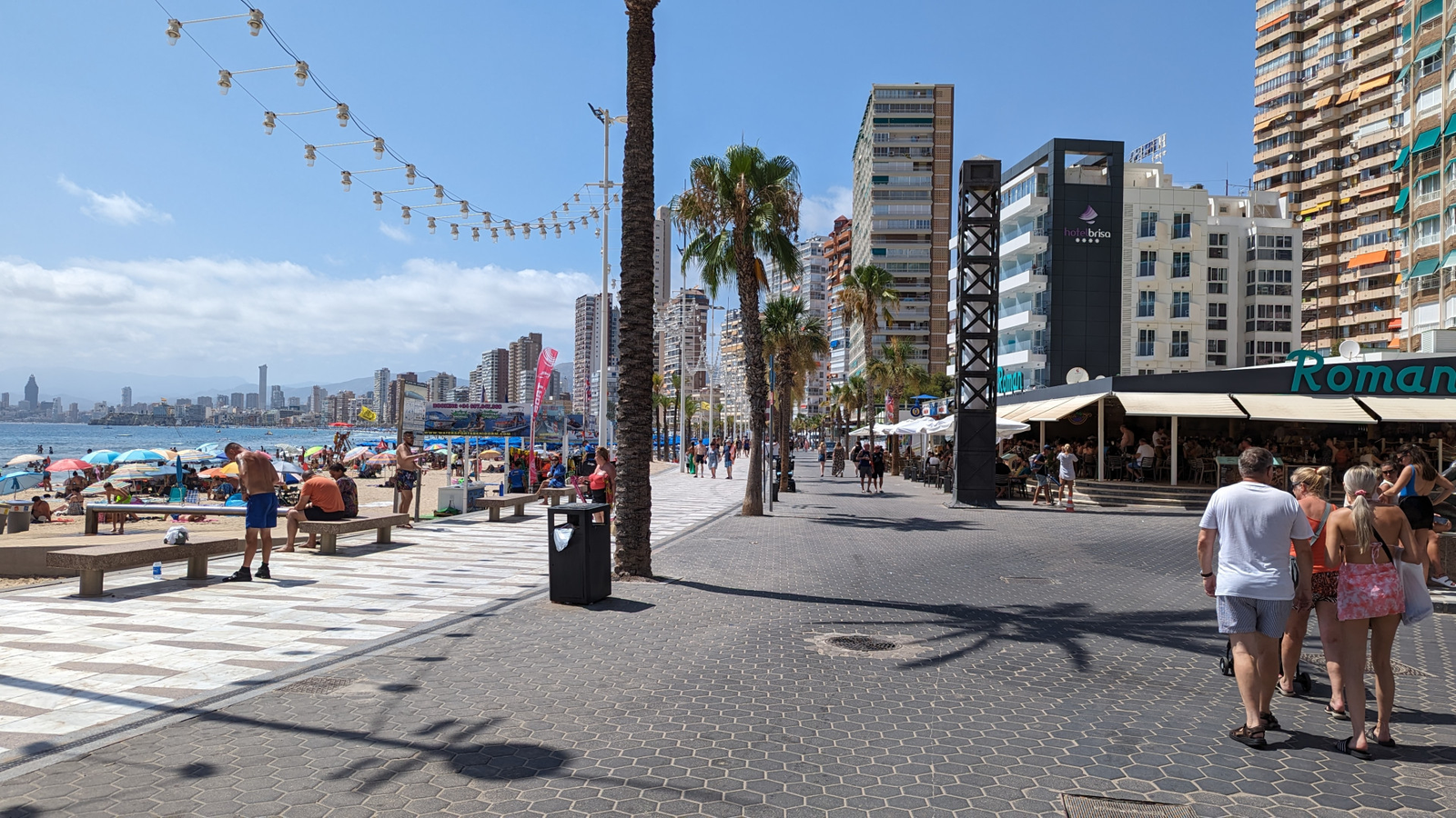 photo of Apartments on C. de Bonn, 4, 03503 Benidorm, Alicante, Spain