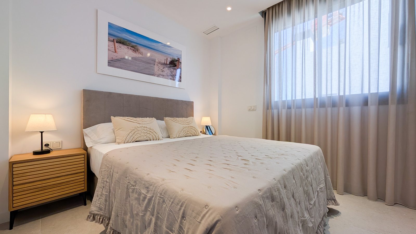 photo of Villa or house on Carrer de Tavernes, 9C, 03509, Alicante, Spain