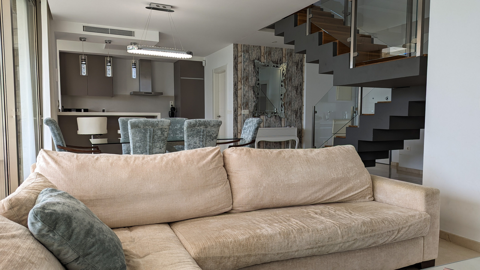 photo of Villa or house on Partida Paraíso, 55, 03570 Villajoyosa, Alicante, Spain