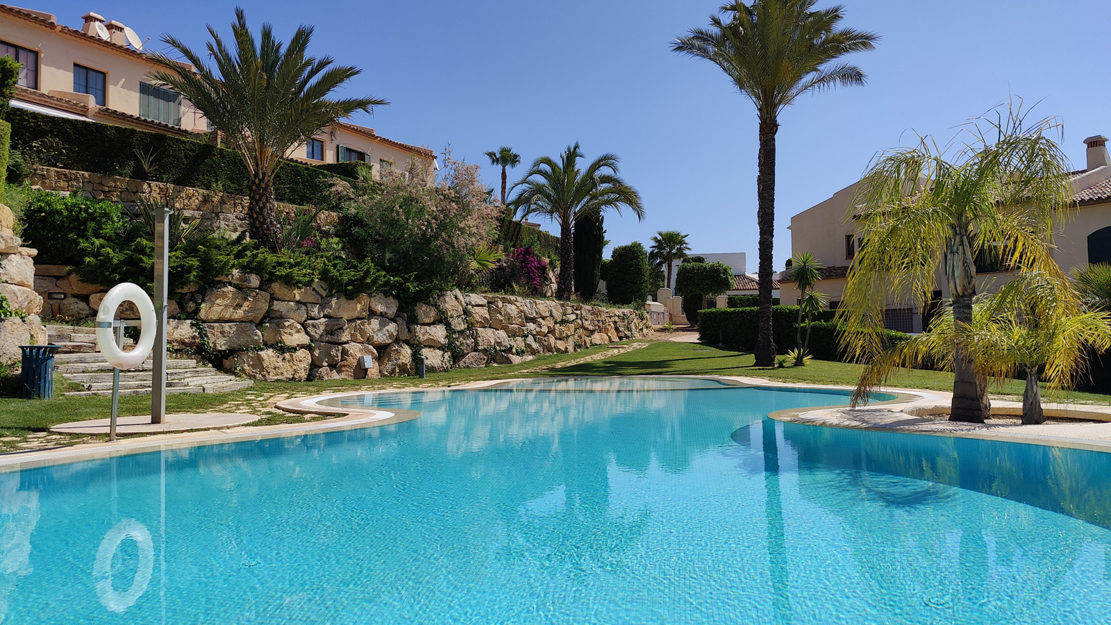 photo of Villa or house on Carrer Berna, 27, 03509 Golf Badia, Alicante, Spain