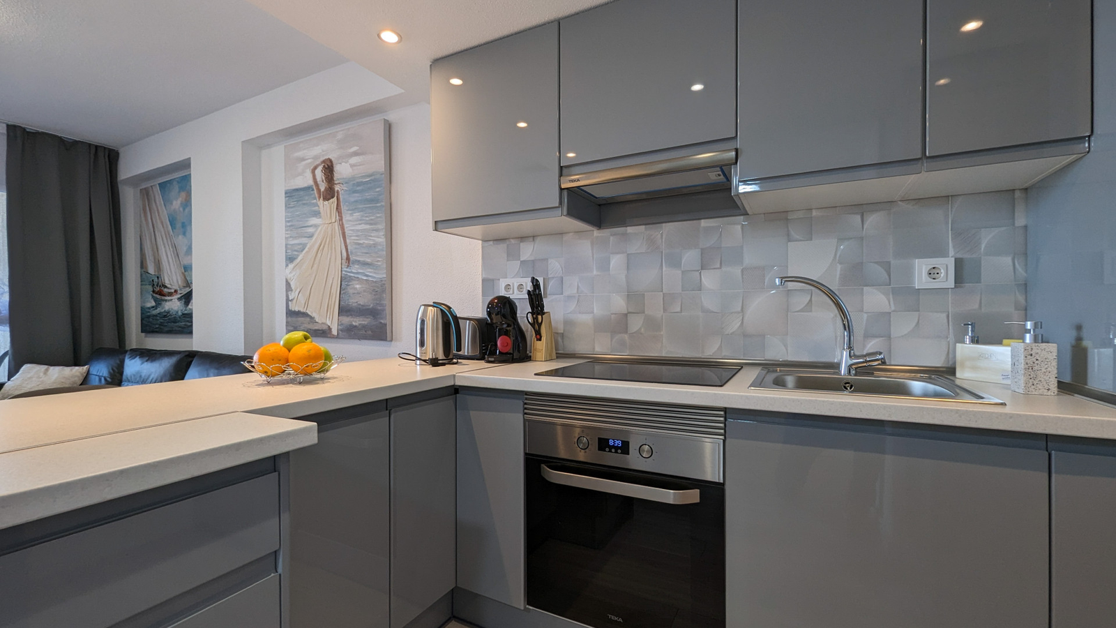 photo of Apartments on C. de Bonn, 4, 03503 Benidorm, Alicante, Spain