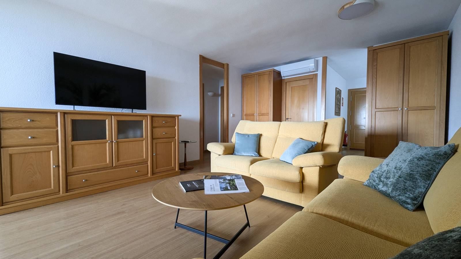 photo of Apartments on C/ L'Alfas del Pi, 8, 03502 Benidorm, Alicante, Spain