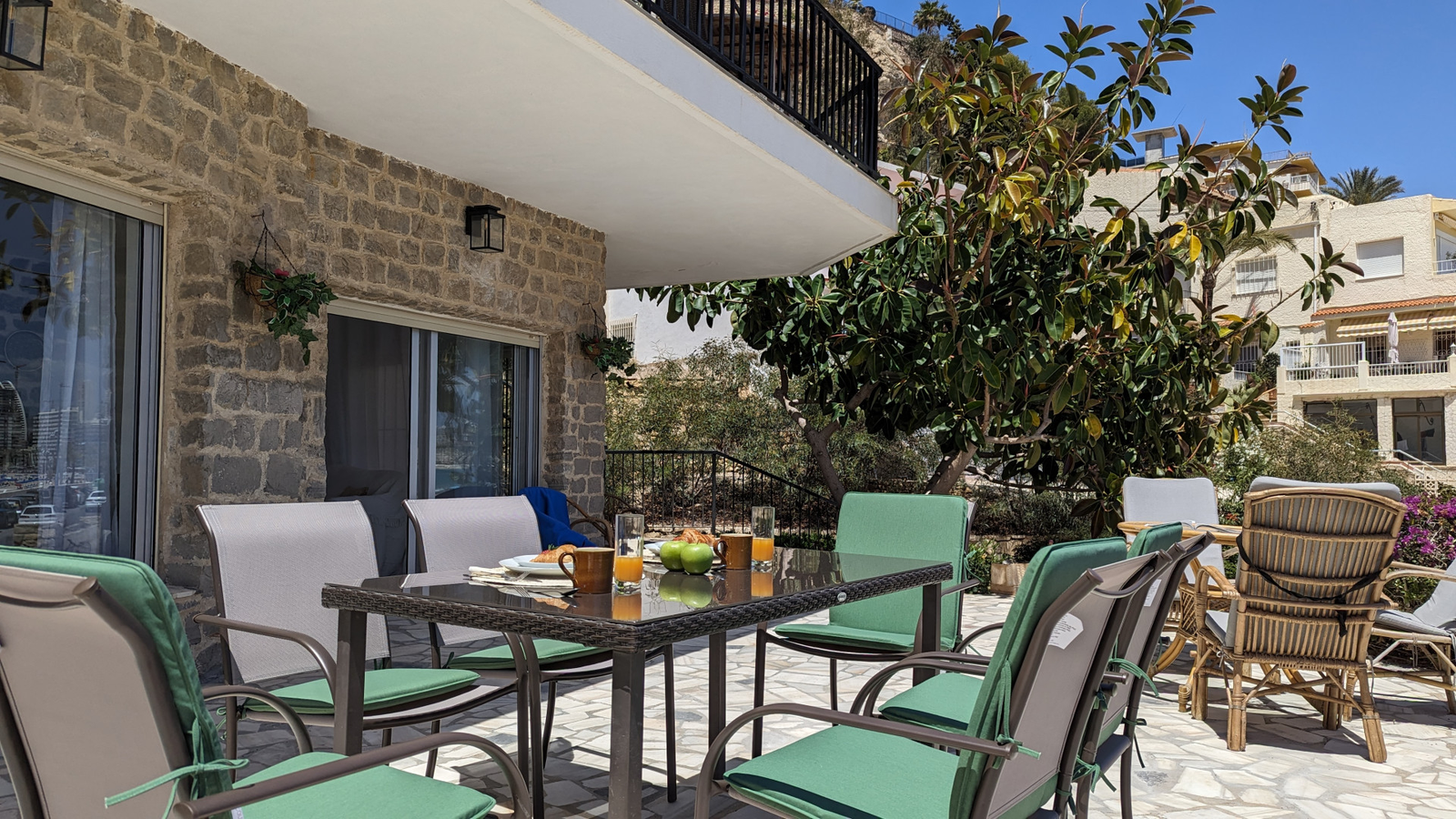 photo of Apartments on Av. Vicente Llorca Alós, 34, 03502 Benidorm, Alicante, Spain