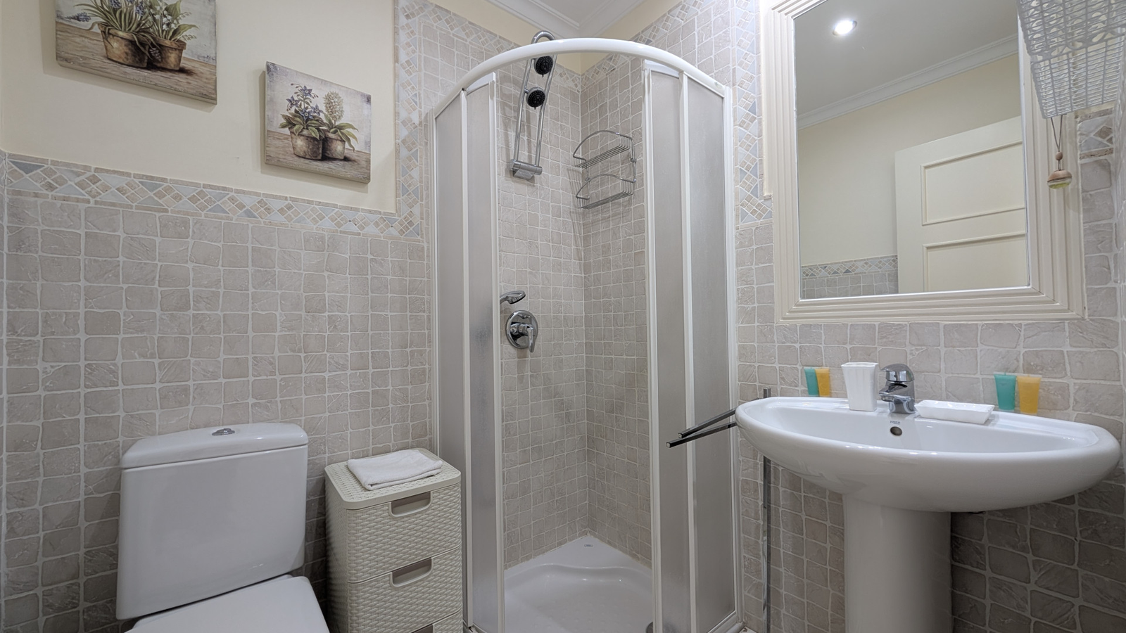 photo of Villa or house on Partida la Olla, 12, 03590 Altea, Alicante, Spain