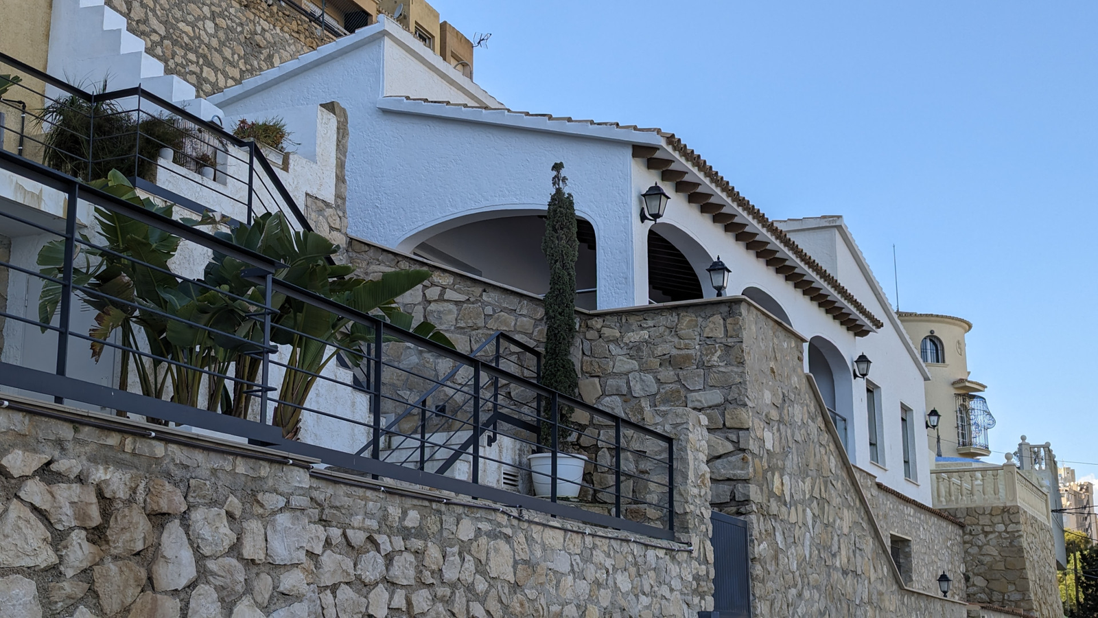photo of Villa or house on C. Luarca, 18, 03502 Benidorm, Alicante, Spain