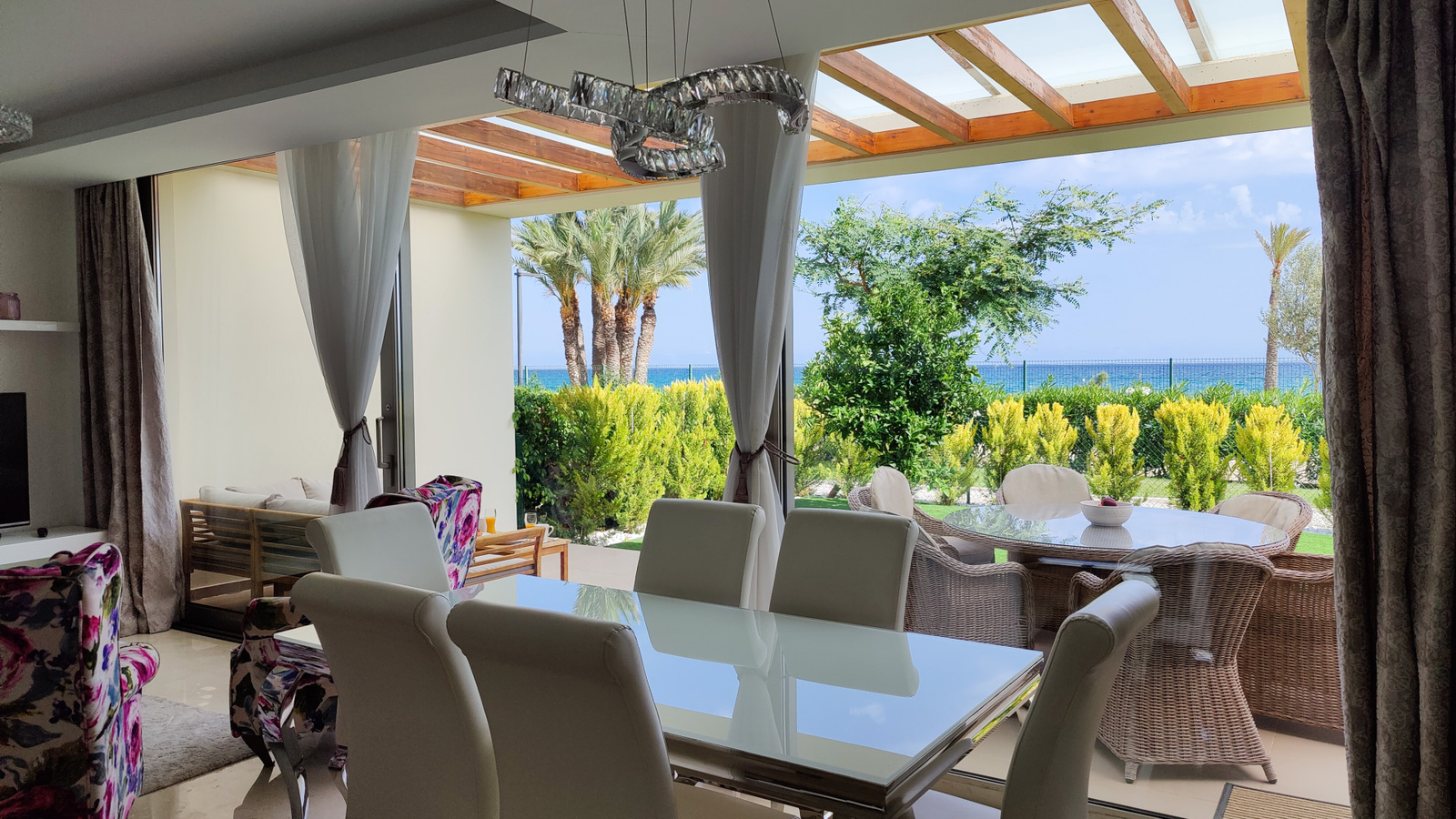 photo of Villa or house on Partida Paraíso, 43, 03570 Villajoyosa, Alicante, Spain