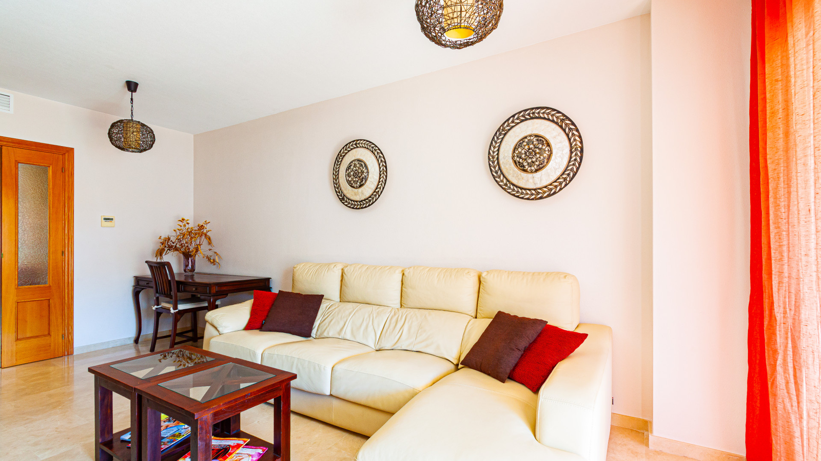 photo of Villa or house on Avinguda dels Mariners de la Vila Joiosa, 16, 03570 La Vila Joiosa, Alicante, Spain