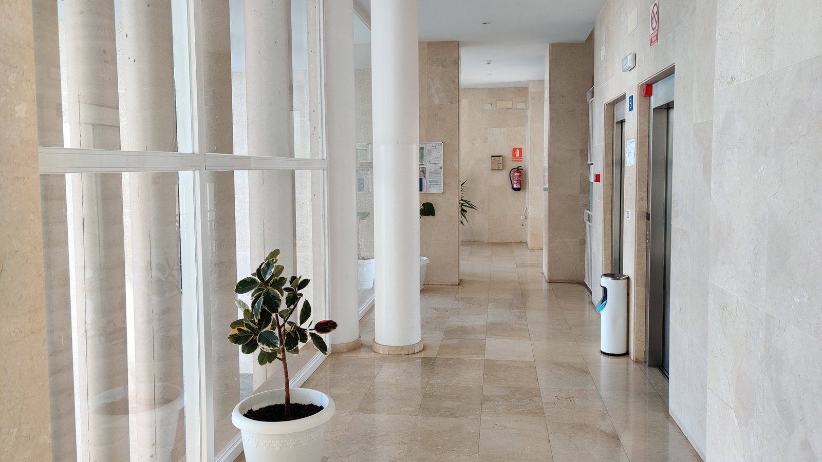 photo of Apartments on C. Sierra Dorada, 3b, 03503 Benidorm, Alicante, Spain