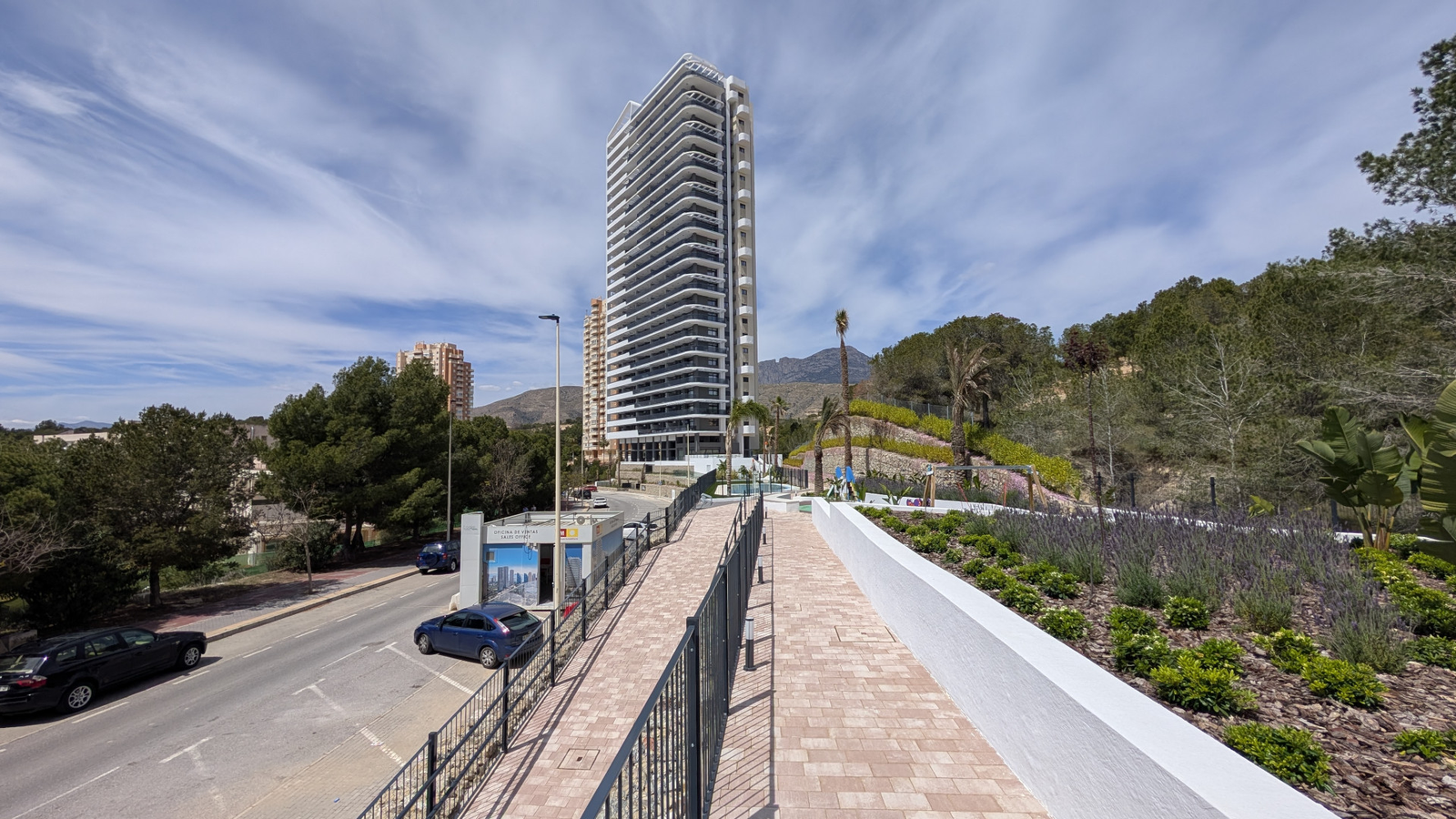 photo of Apartments on Calle Pdte. Adolfo Suárez, 14, 03502 Benidorm, Alicante, Spain