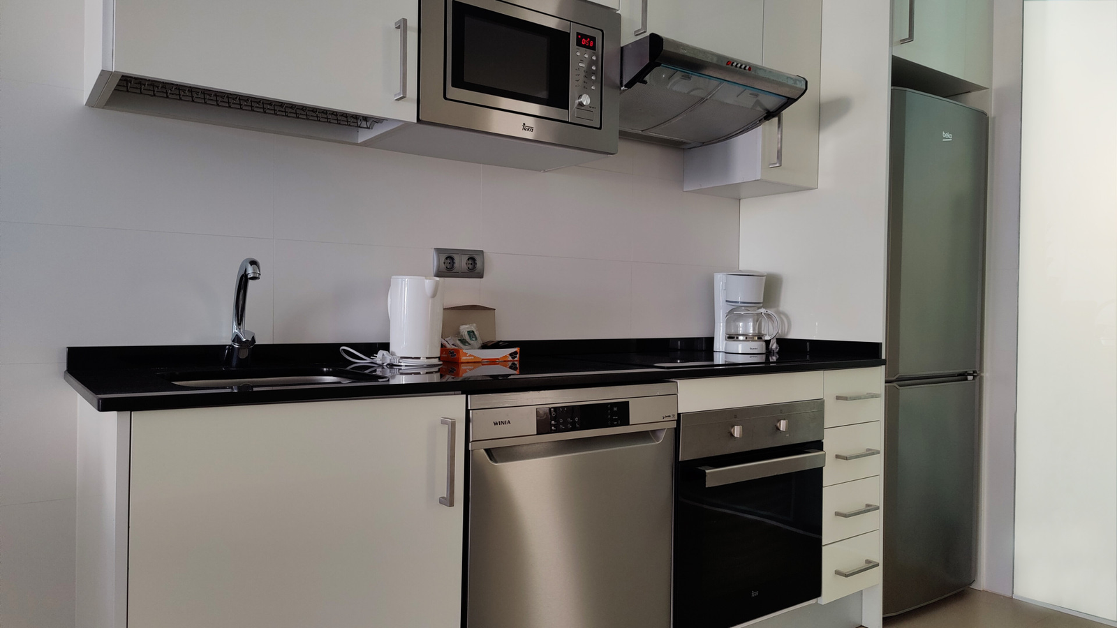 photo of Apartments on C. la Cala, 2, 03502 Benidorm, Alicante, Spain