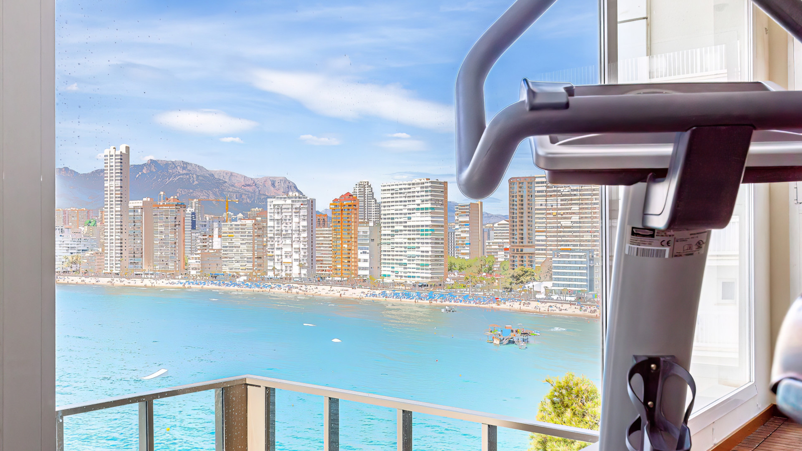 photo of Apartments on Edificio Las Algas, C. Alcalde Manuel Catalán Chana, 22, 03503 Benidorm, Alicante, Spain