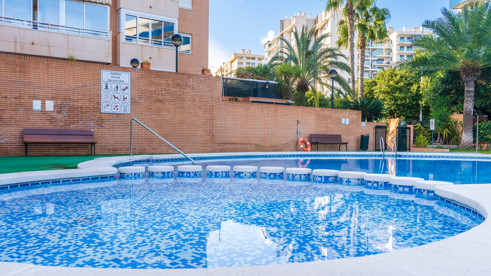 photo of Villa or house on Carrer Xaloc, 8, 03570 La Vila Joiosa, Alicante, Spain