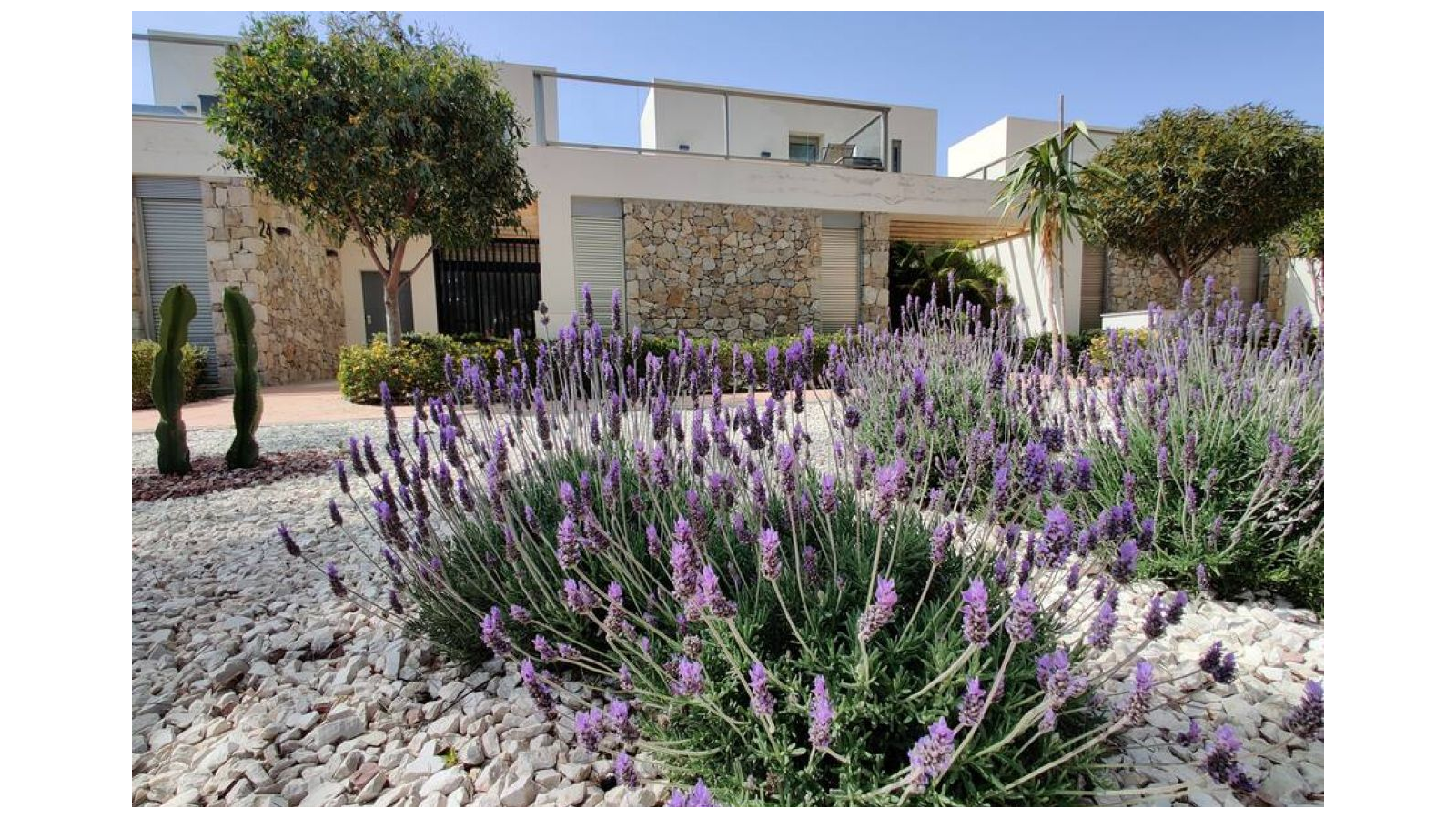 photo of Villa or house on Partida Paraíso, 55, 03570 Villajoyosa, Alicante, Spain