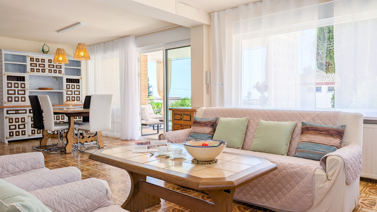 photo of Villa or house on Urb. Barrina Norte, 17, 03502 Benidorm, Alicante, Spain
