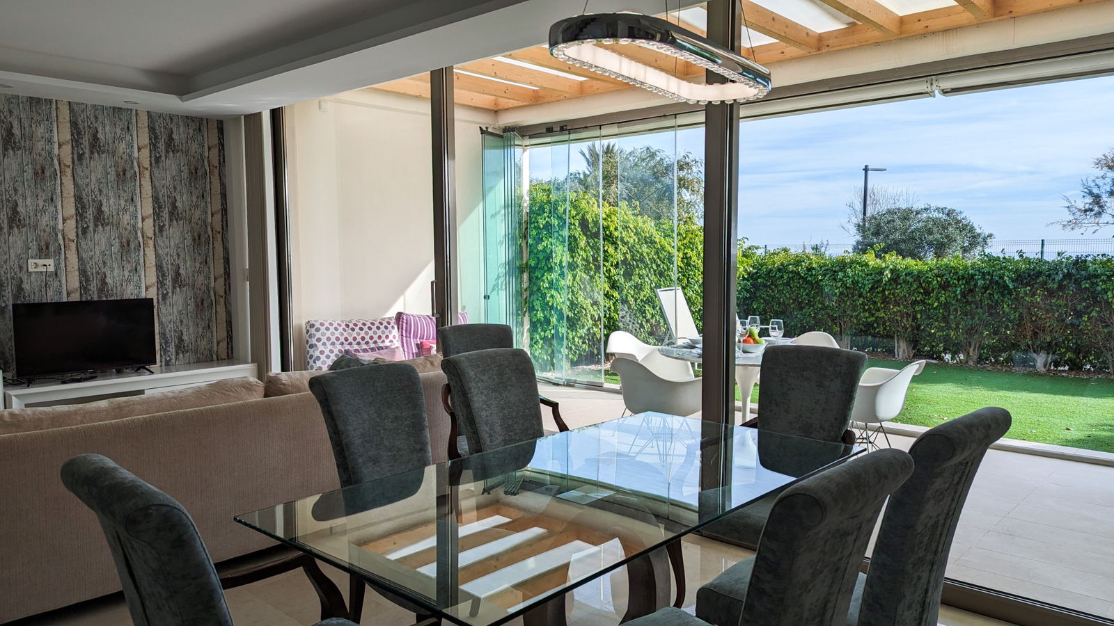 photo of Villa or house on Partida Paraíso, 55, 03570 Villajoyosa, Alicante, Spain