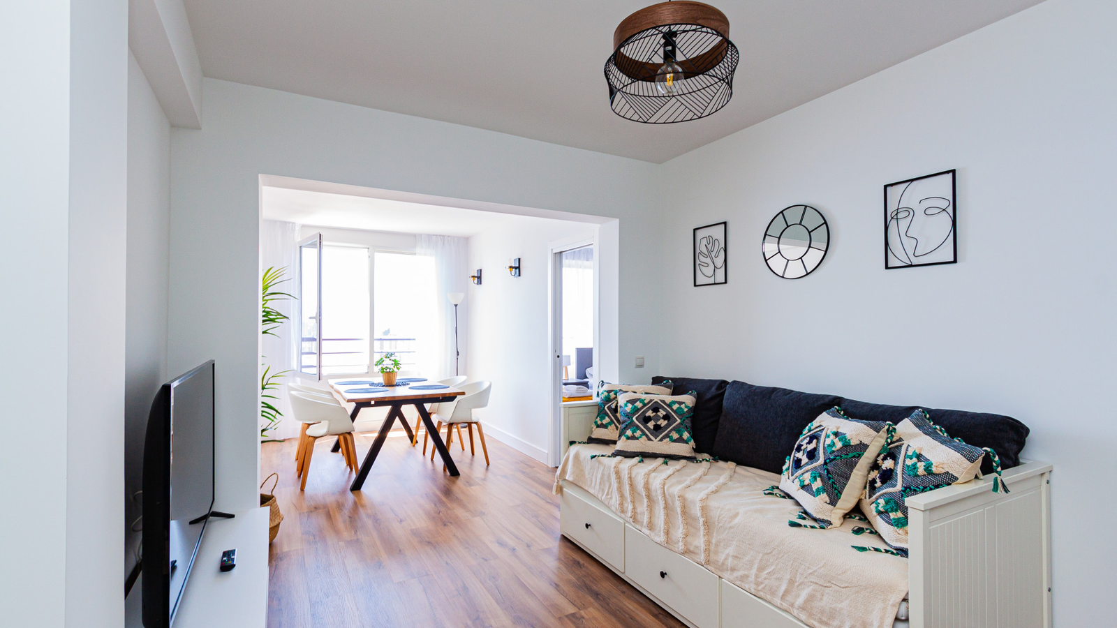 photo of Apartments on C. de Bonn, 4, 03503 Benidorm, Alicante, Spain