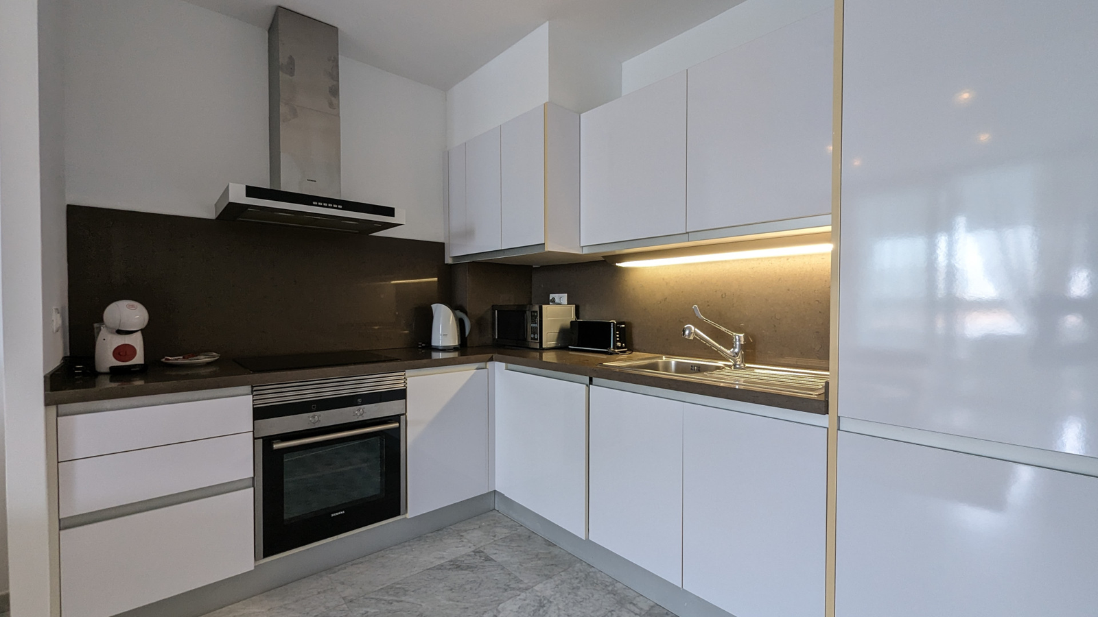 photo of Apartments on C. Alcalde Manuel Catalán Chana, 13A, 03503 Benidorm, Alicante, Spain