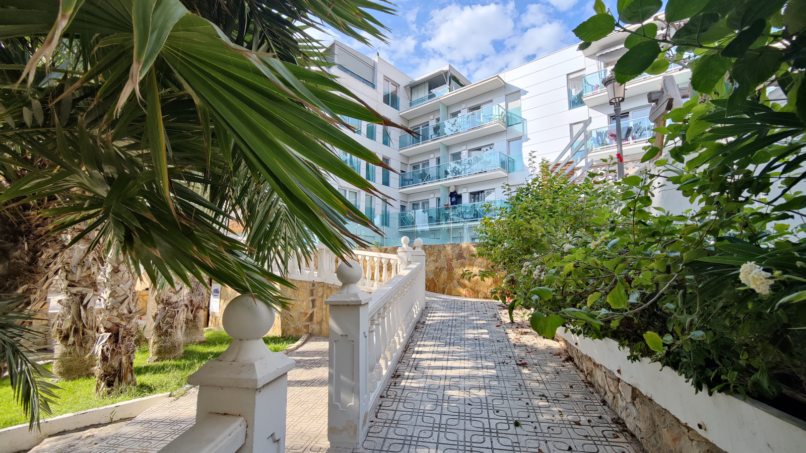photo of Apartments on C. la Cala, 2, 03502 Benidorm, Alicante, Spain