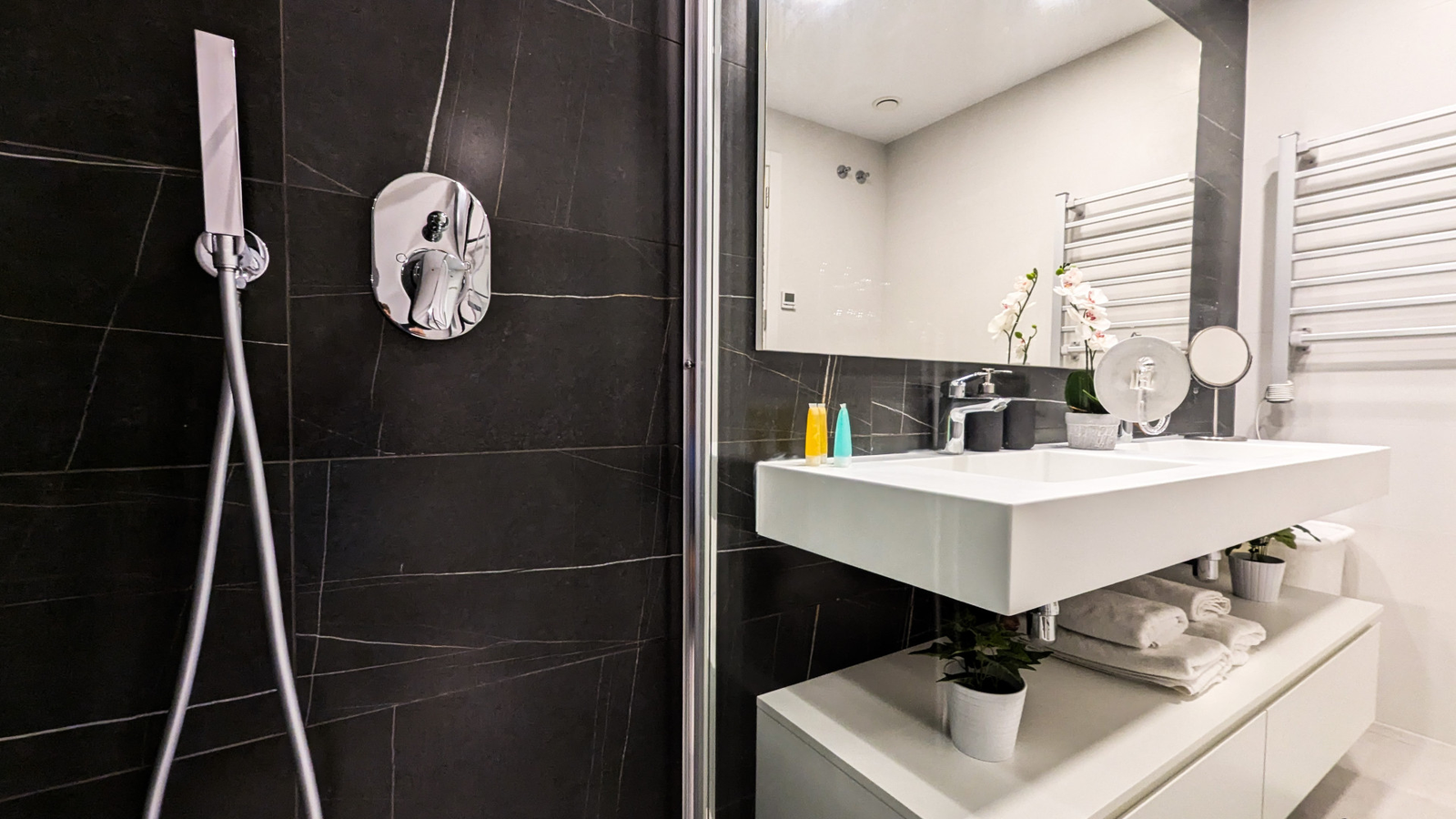photo of Apartments on Av. Guatemala, 1, 03502 Benidorm, Alicante, Spain