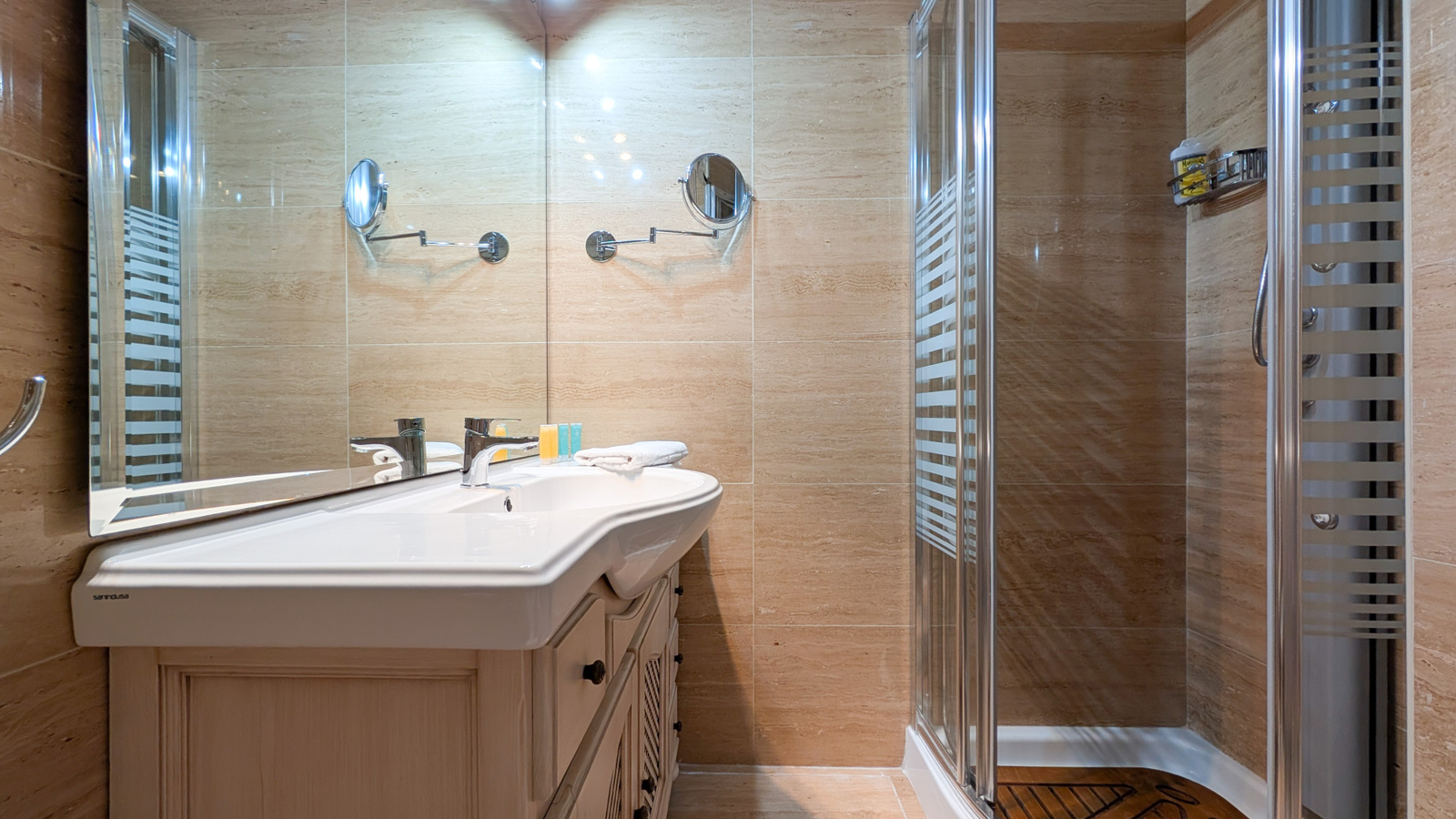 photo of Apartments on Av. de Madrid, 5, 03503 Benidorm, Alicante, Spain