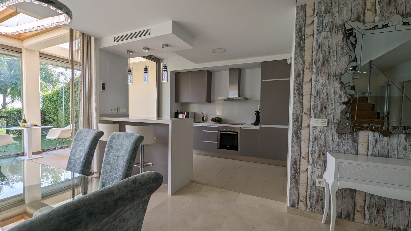photo of Villa or house on Partida Paraíso, 55, 03570 Villajoyosa, Alicante, Spain