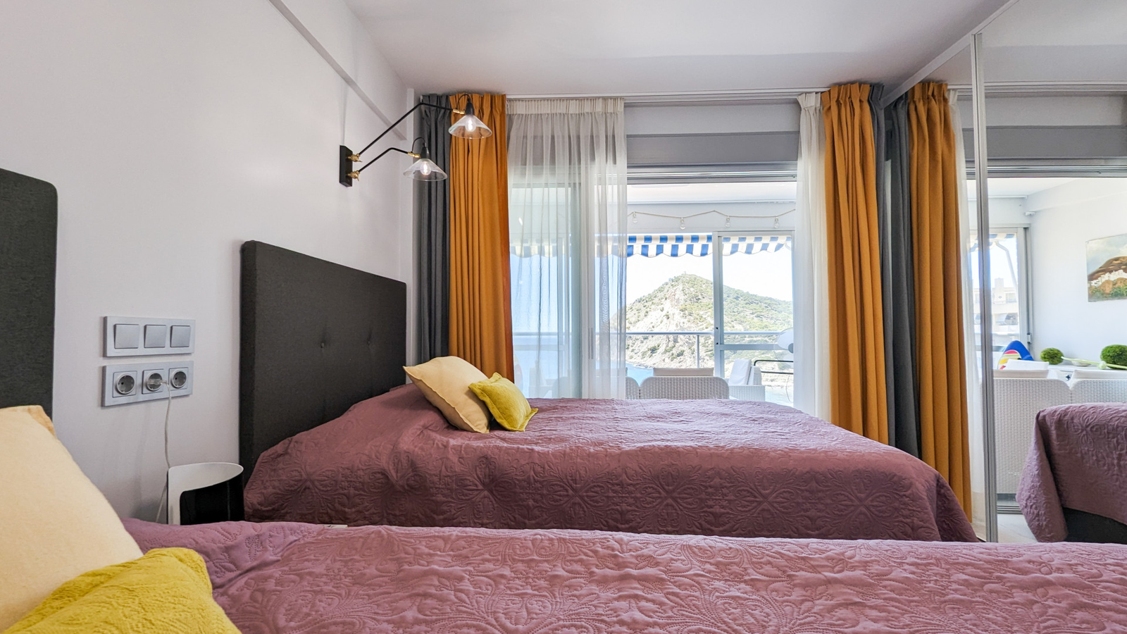photo of Apartments on Pg. del Mar, 8, 03509 Benidorm, Alicante, Spain