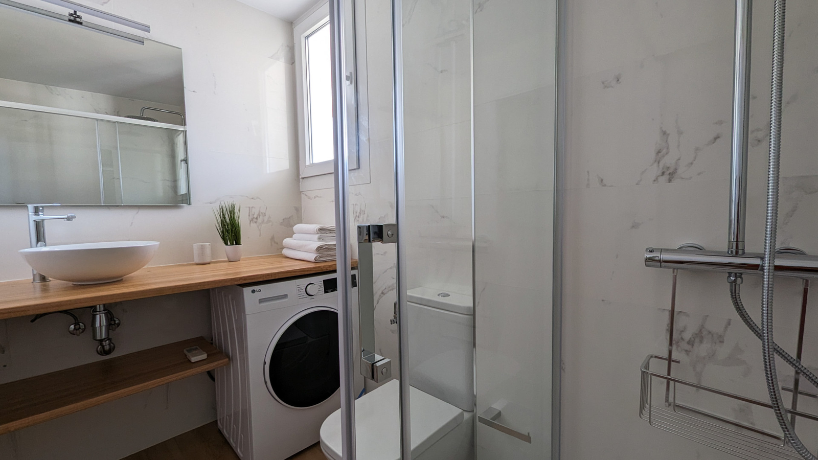 photo of Apartments on Av. de Mont Benidorm, 14, 03502 Benidorm, Alicante, Spain
