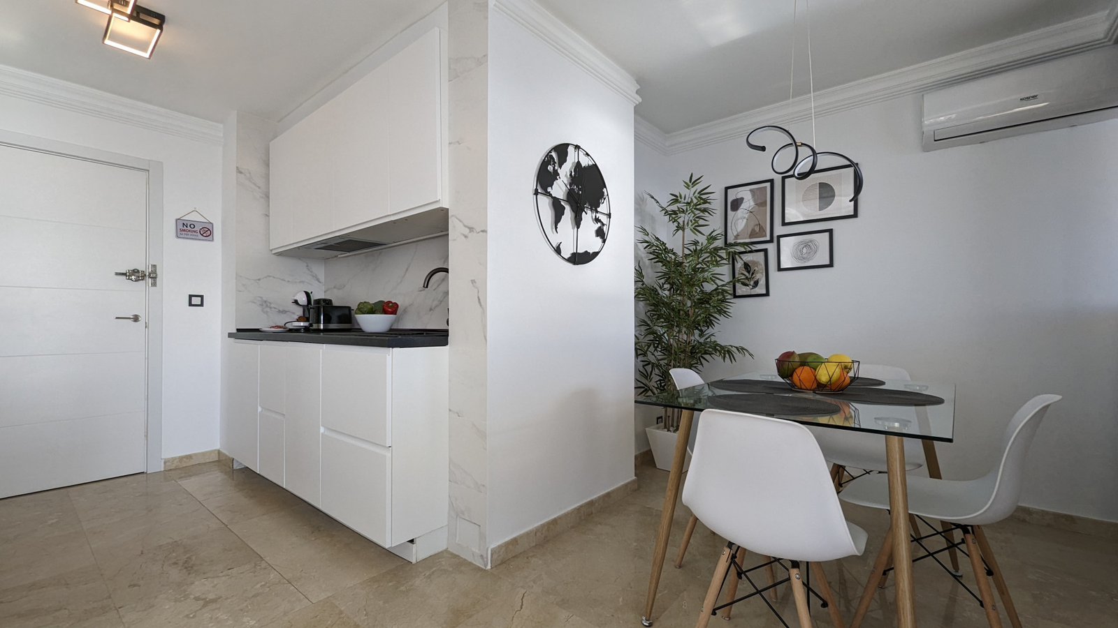 photo of Apartments on Av. de Madrid, 5, 03503 Benidorm, Alicante, Spain