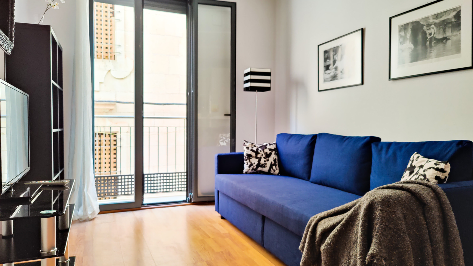 photo of Apartments on Pl. del Carmen, 14, 03002 Alicante, Spain
